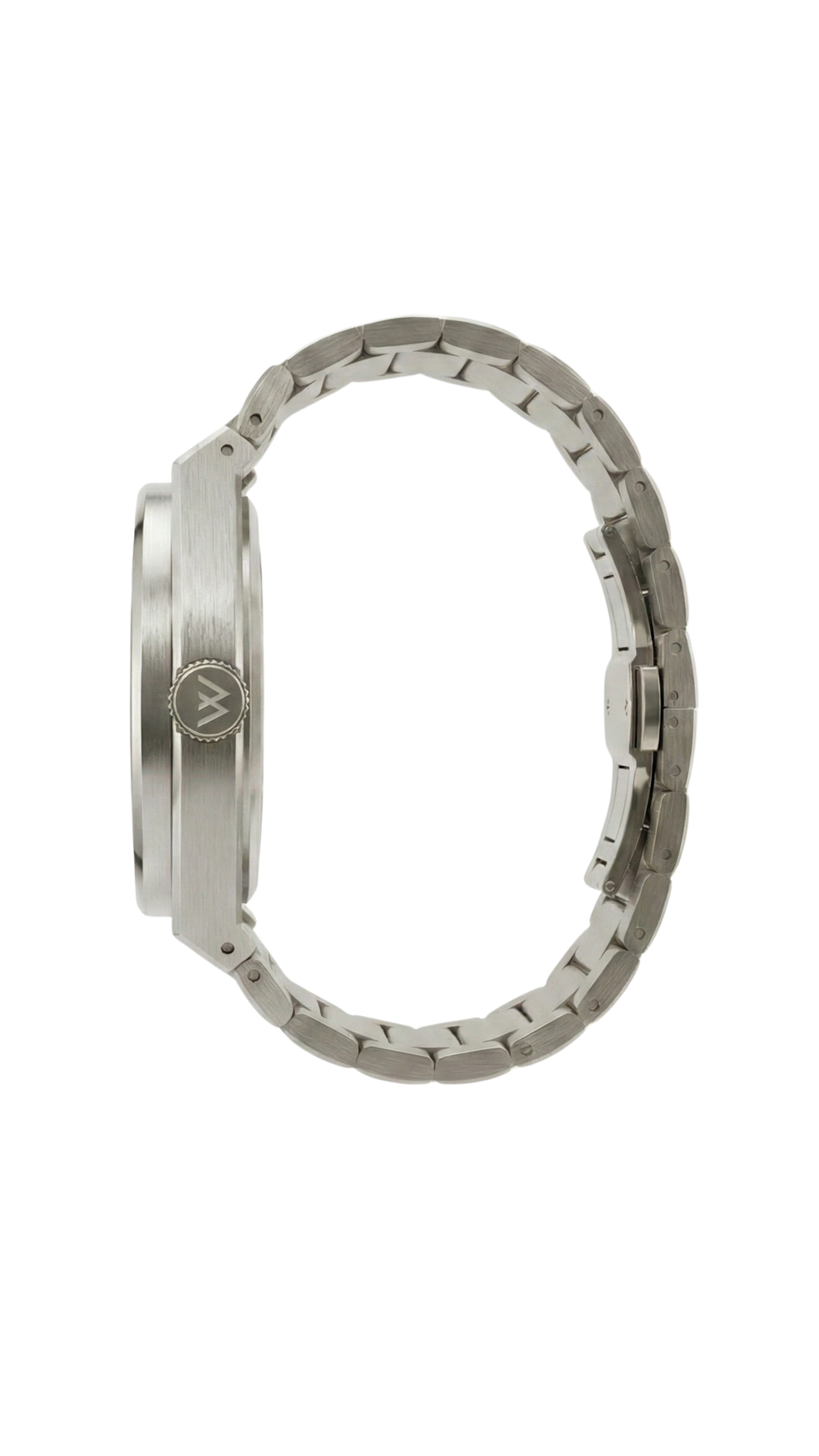 Montivarius Summit – Steel Monochrome